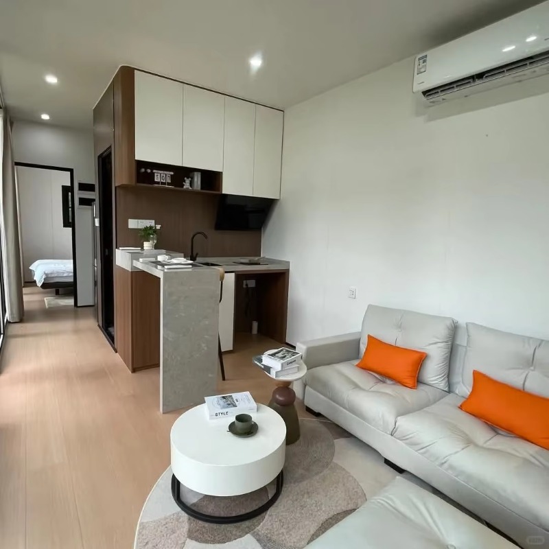 Casa Container Sostenibile ed  - Sustainable Living Is recensione e prezzo